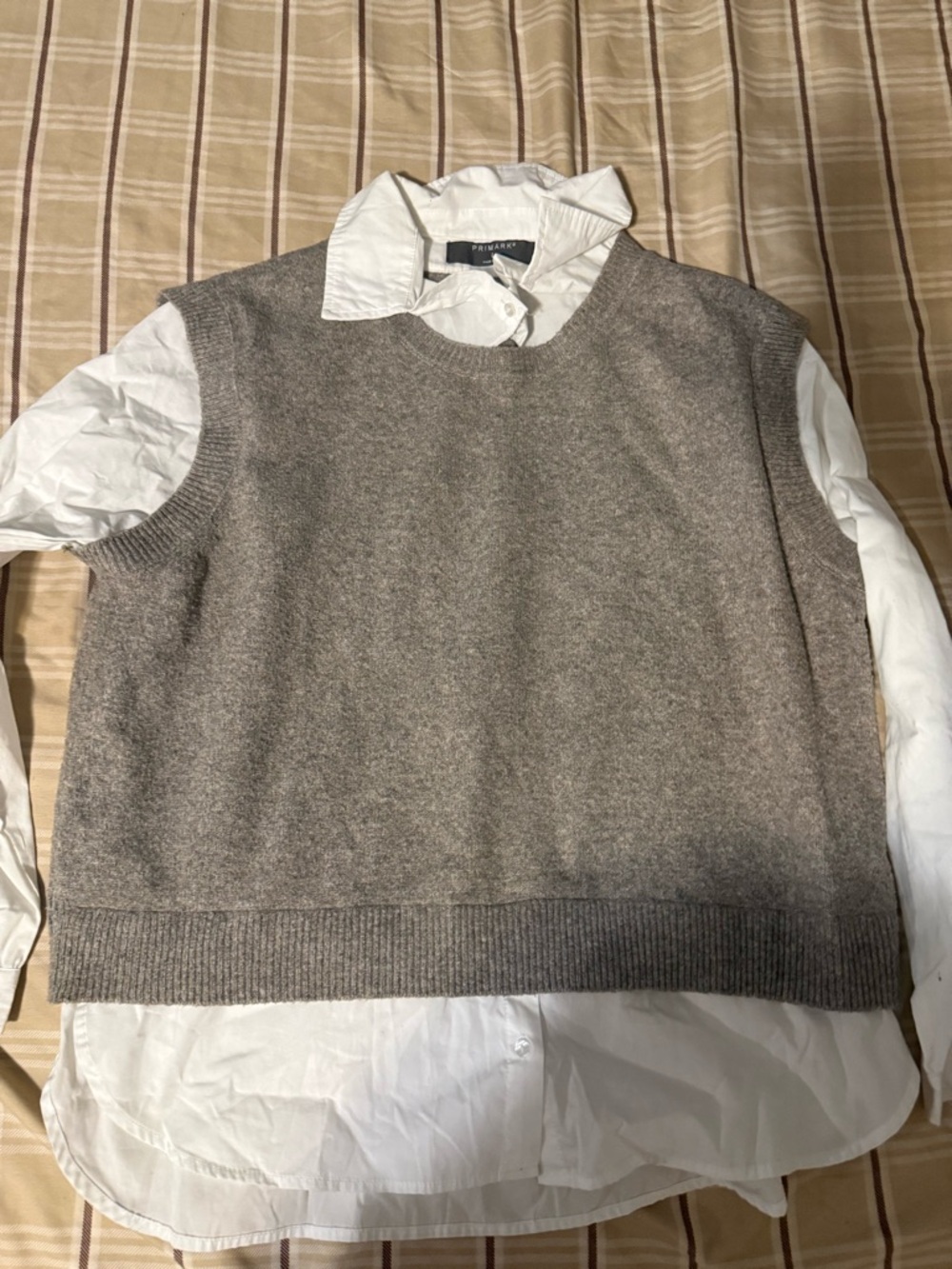 Primark Women's Crewneck Knit Vest in Heather Gray